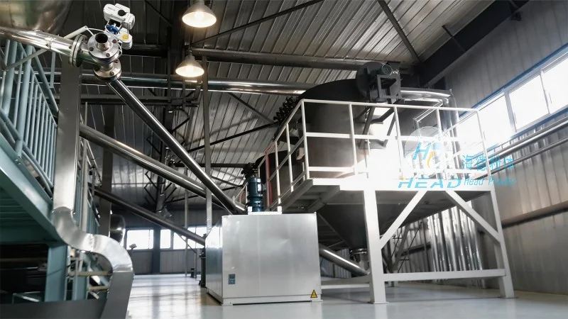 Surabaya, Indonesia: Proyecto de transporte de fase densa con polvo de sal inorgánica en silo