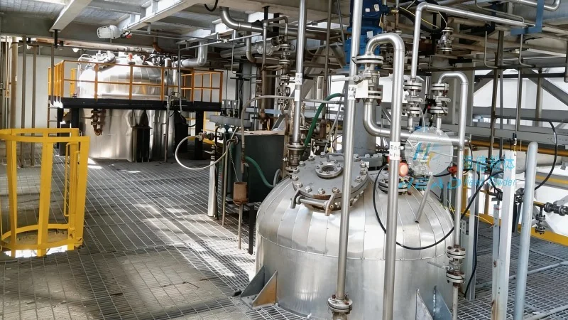 Proyecto de ingeniería de transporte de tuberías resistentes al desgaste con polvo de residuos sólidos en Kota Bharu, Malasia